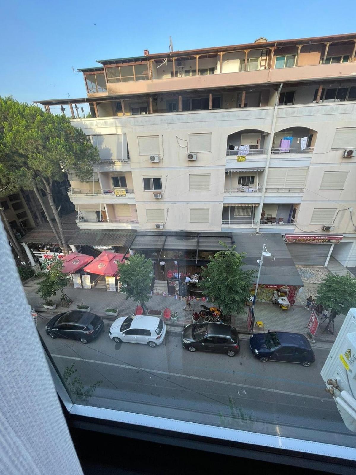 Vega 1 Apartament Golem (Tirana)